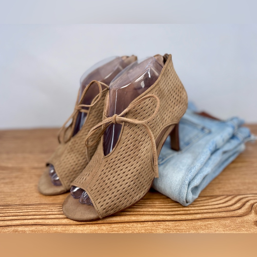 Women’s Audrey Brooke Candy Perforated Suede Open Toe Heeled Bootie size 7